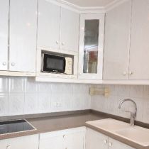 Kitchen 1.jpg